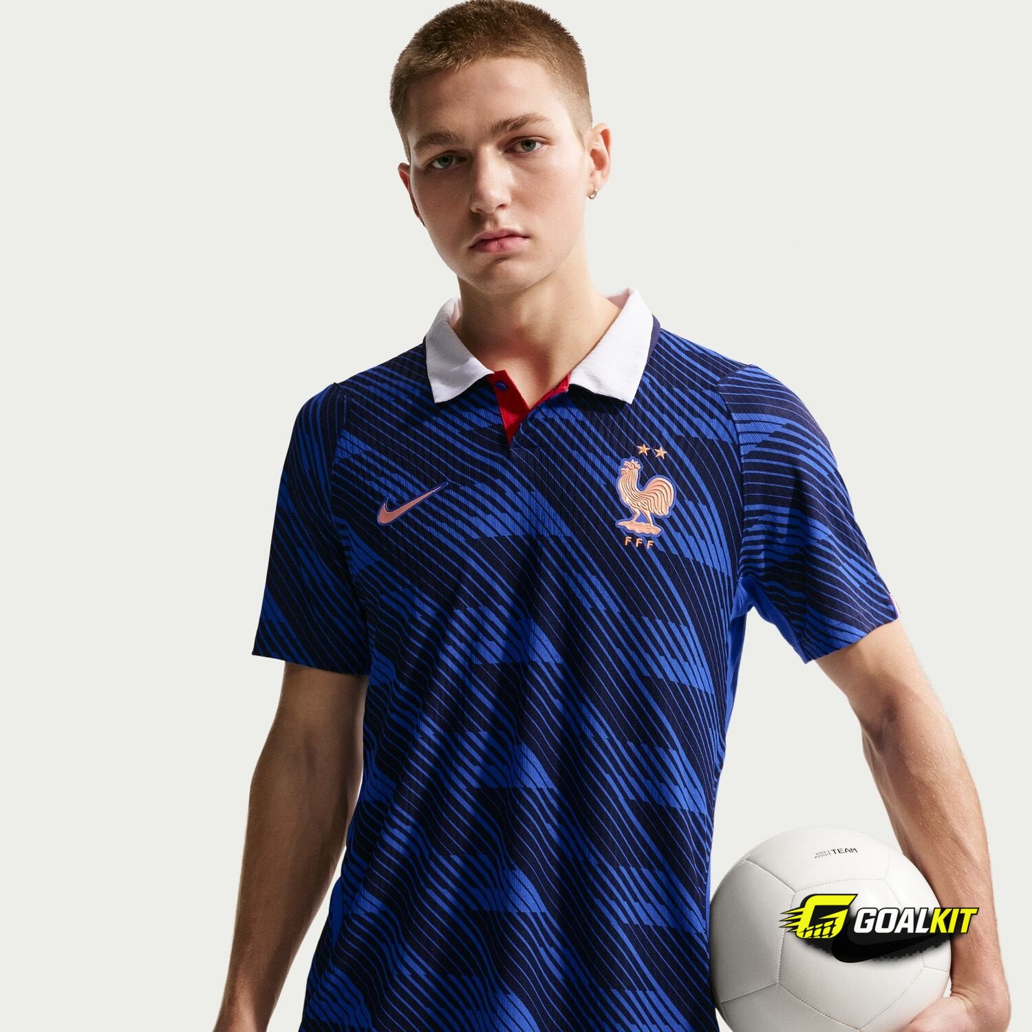 France 2026 Home Authentic Jersey (Men's) photo 4