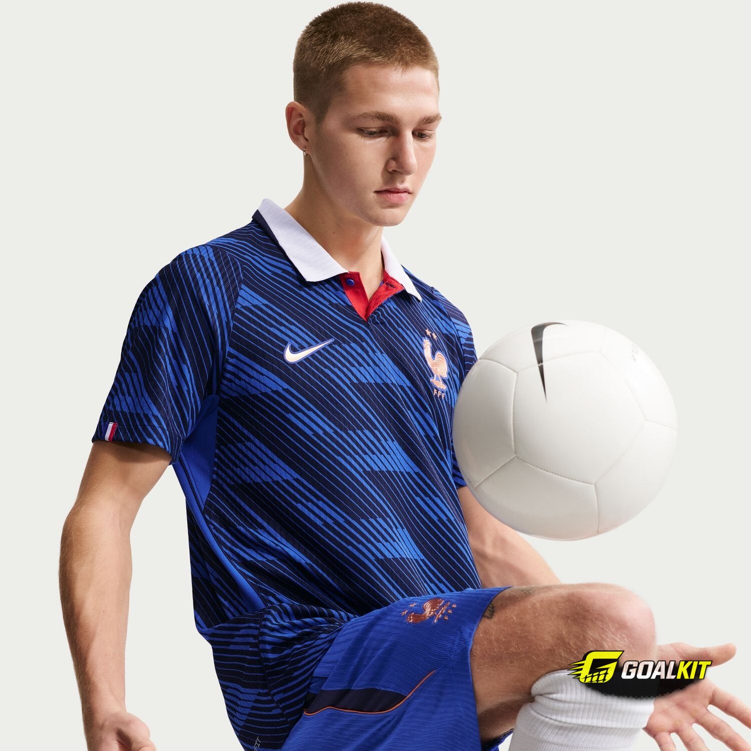 France 2026 Home Authentic Jersey (Men's) photo 7